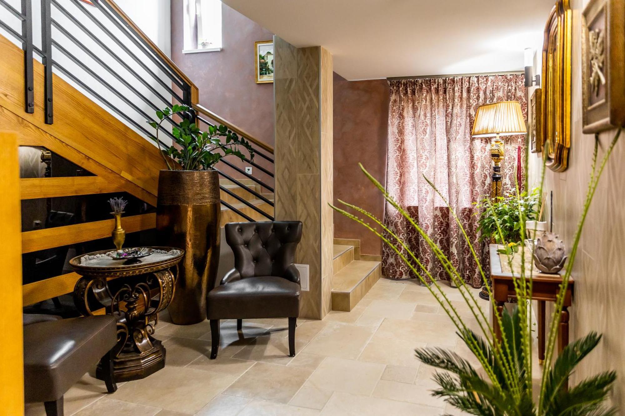 Mokka House Panzio Bed & Breakfast Mişcolţ Exterior foto