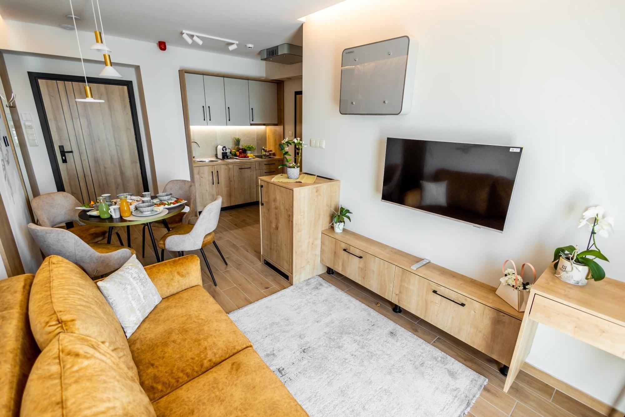 Mokka House Panzio Bed & Breakfast Mişcolţ Exterior foto