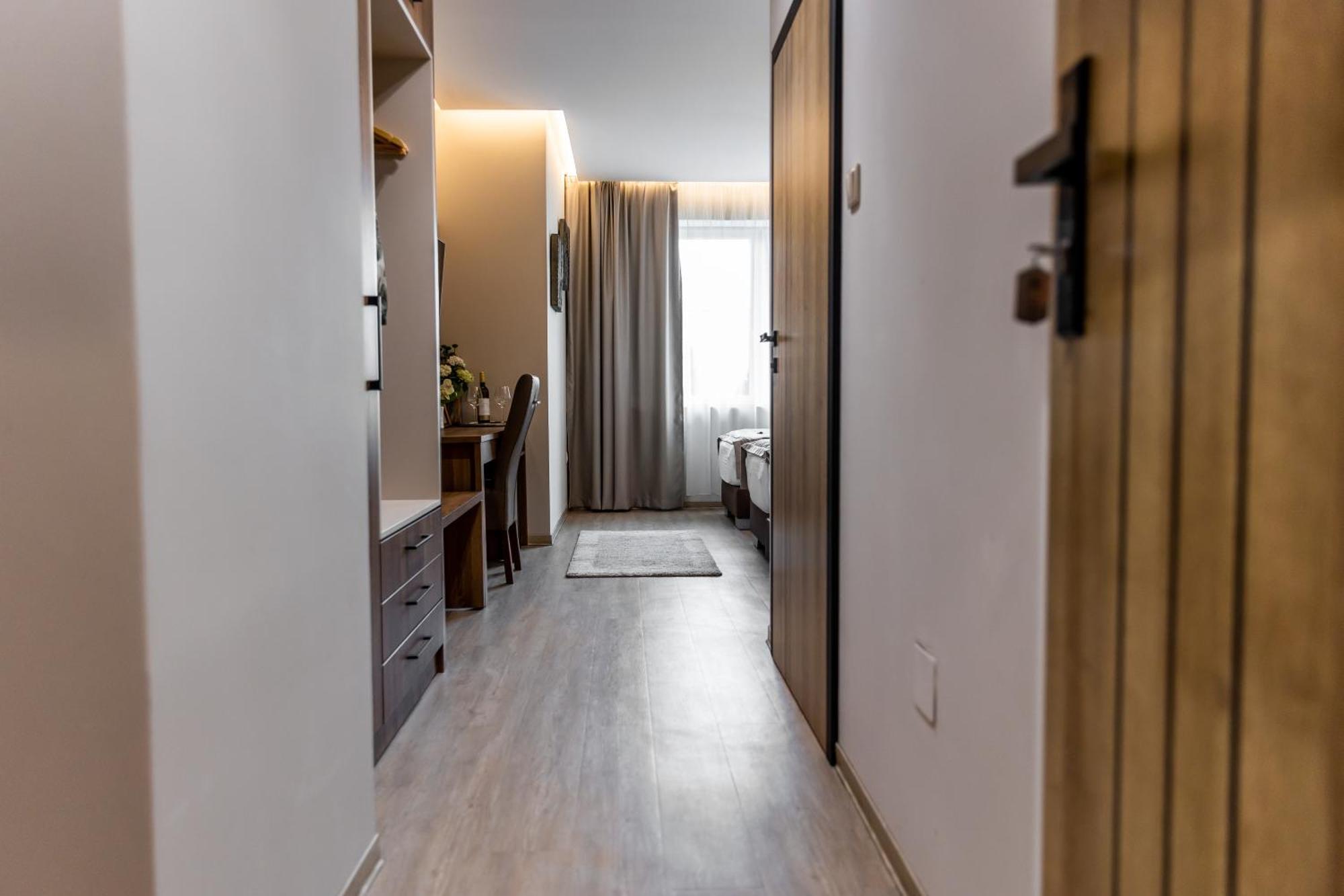 Mokka House Panzio Bed & Breakfast Mişcolţ Exterior foto
