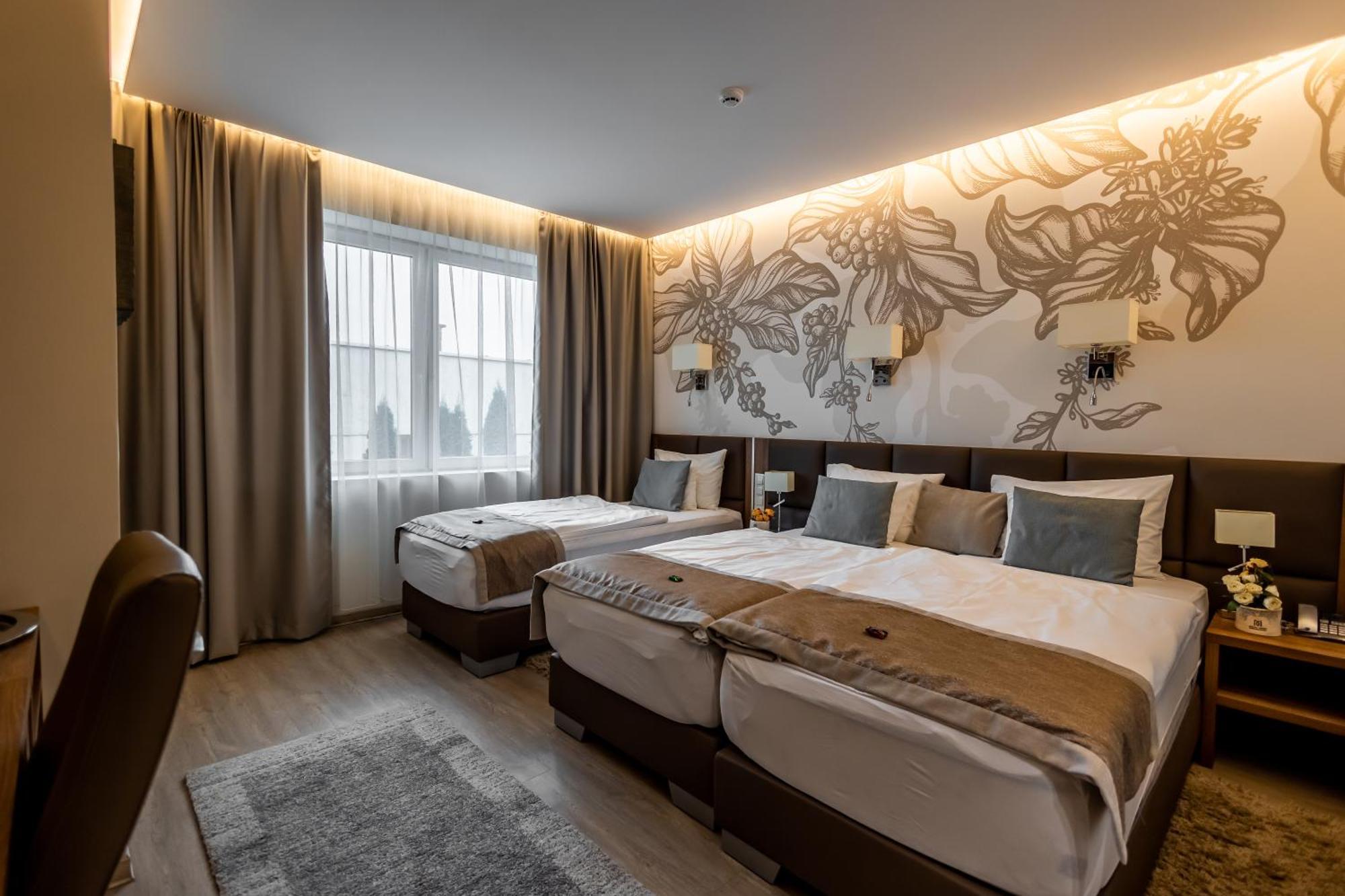Mokka House Panzio Bed & Breakfast Mişcolţ Exterior foto